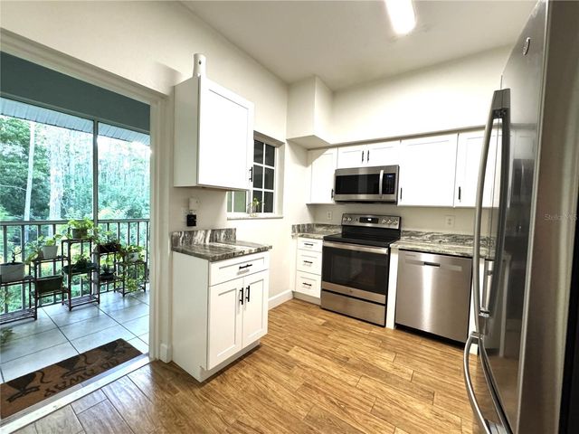 8423 BERNWOOD COVE LOOP 410, Fort Myers, FL 33966