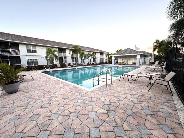 8423 BERNWOOD COVE LOOP 410, Fort Myers, FL 33966