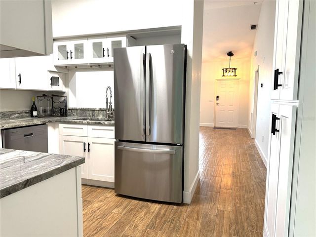 8423 BERNWOOD COVE LOOP 410, Fort Myers, FL 33966