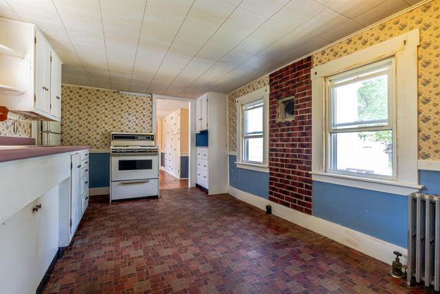 38 West Main Street, Warner, NH 03278