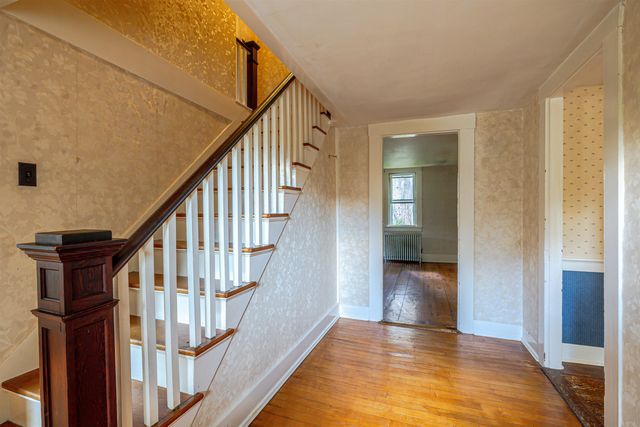 38 West Main Street, Warner, NH 03278