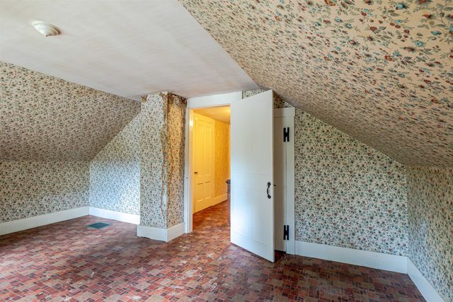 38 West Main Street, Warner, NH 03278