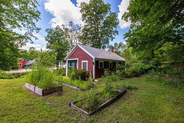 38 West Main Street, Warner, NH 03278