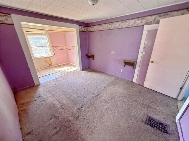 1136 N 32nd Street, Kansas City, KS 66102