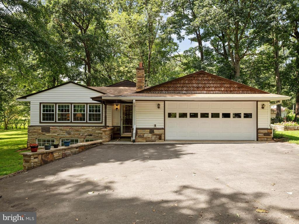 40240 BRADDOCK RD, Aldie, VA 20105