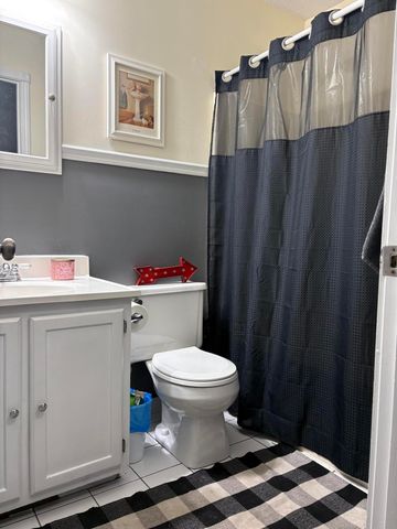 1656 Deer Run Drive, Burlington, KY 41005