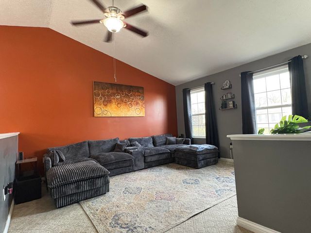 1656 Deer Run Drive, Burlington, KY 41005