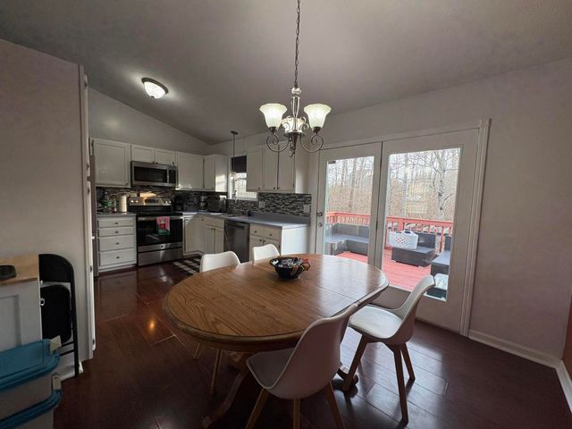 1656 Deer Run Drive, Burlington, KY 41005