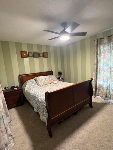 1656 Deer Run Drive, Burlington, KY 41005