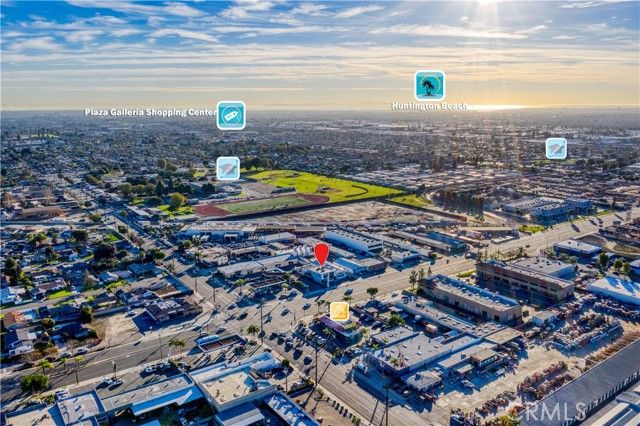 8452 Katella, Stanton, CA 90680