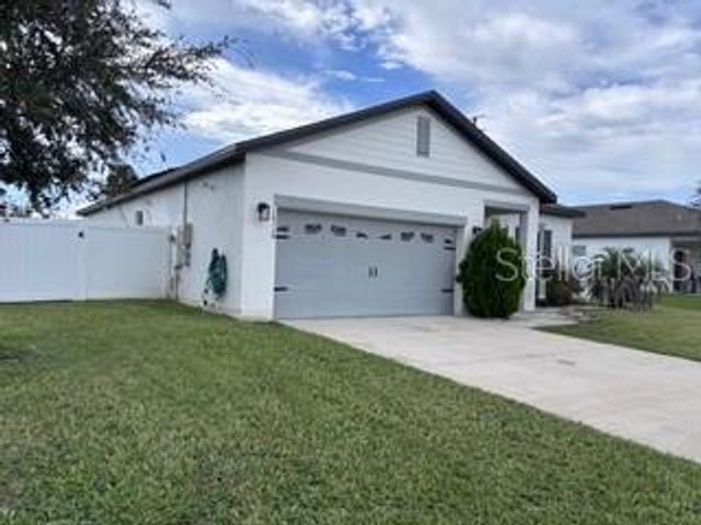 16119 FLORETS DRIVE, Groveland, FL 34736
