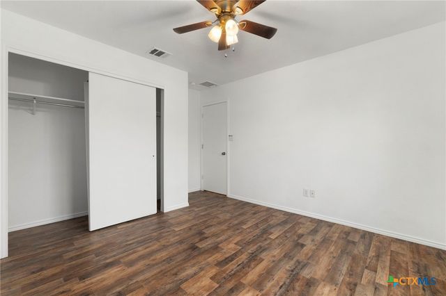 620 Waterleaf Boulevard, Kyle, TX 78640