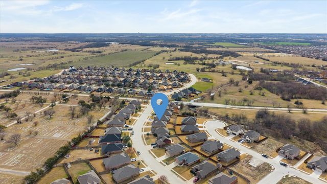 11 Pleasant Valley, Sanger, TX 76266