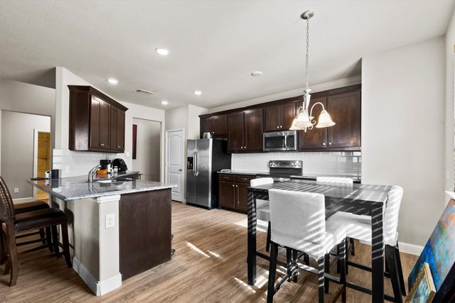 11 Pleasant Valley, Sanger, TX 76266