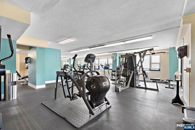 7855 Boulevard E 6A, North Bergen, NJ 07047