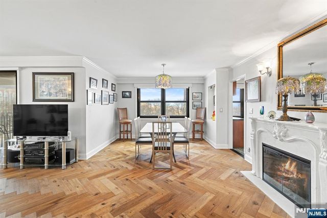 7855 Boulevard E 6A, North Bergen, NJ 07047