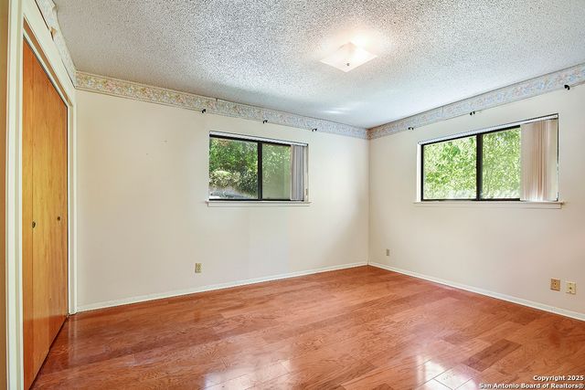 323 Shin Oak, Live Oak, TX 78233