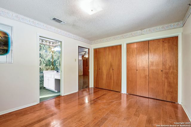 323 Shin Oak, Live Oak, TX 78233