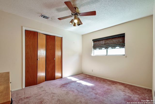 323 Shin Oak, Live Oak, TX 78233