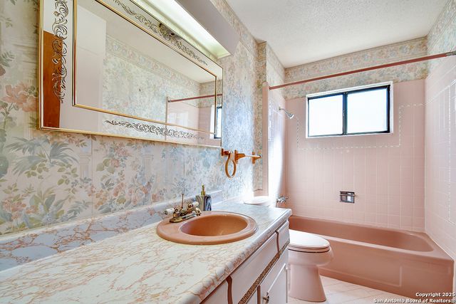 323 Shin Oak, Live Oak, TX 78233