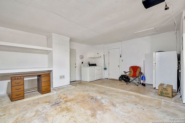 323 Shin Oak, Live Oak, TX 78233