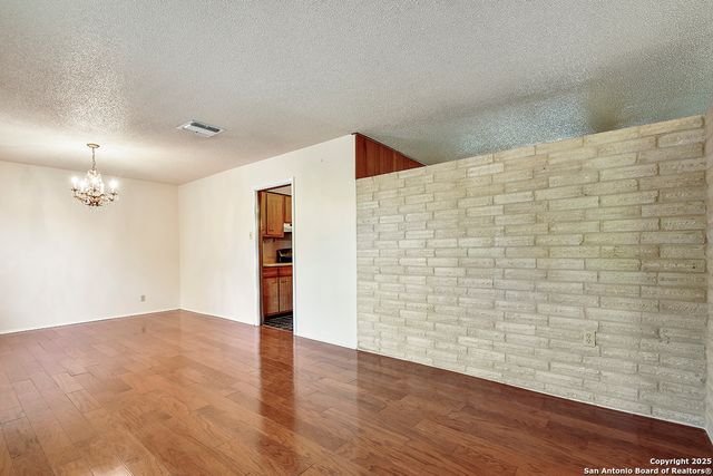 323 Shin Oak, Live Oak, TX 78233