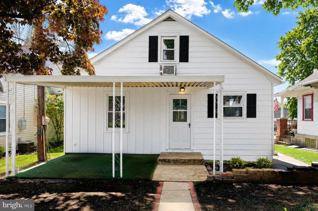 1425 HARDING AVE, Hershey, PA 17033