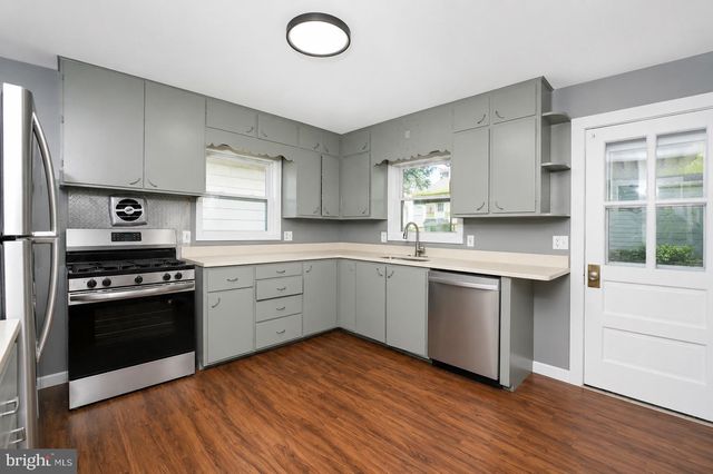 1425 HARDING AVE, Hershey, PA 17033