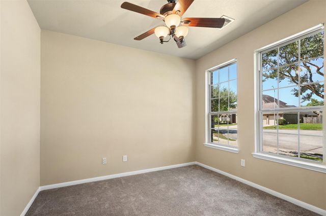 9726 Bonham Lakes Lane, Humble, TX 77396