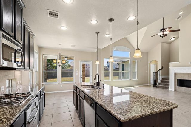 9726 Bonham Lakes Lane, Humble, TX 77396