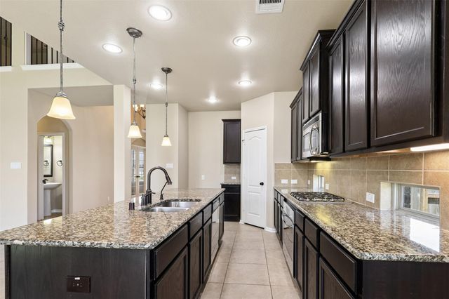 9726 Bonham Lakes Lane, Humble, TX 77396