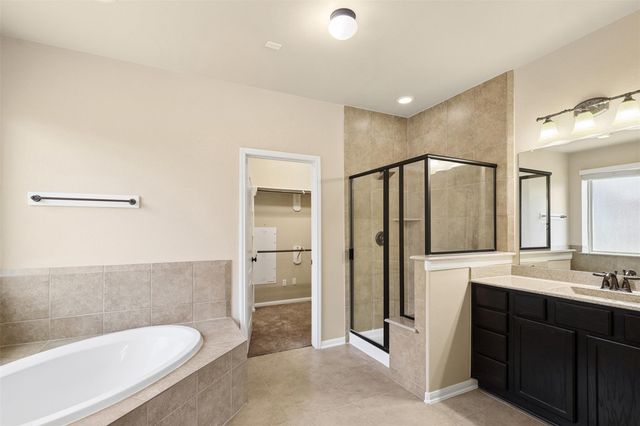 9726 Bonham Lakes Lane, Humble, TX 77396