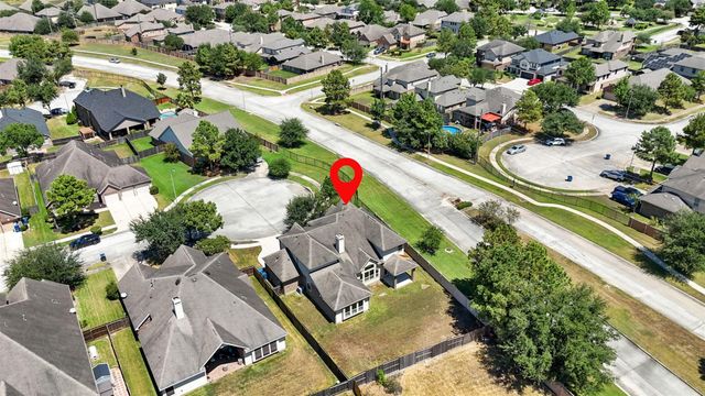 9726 Bonham Lakes Lane, Humble, TX 77396