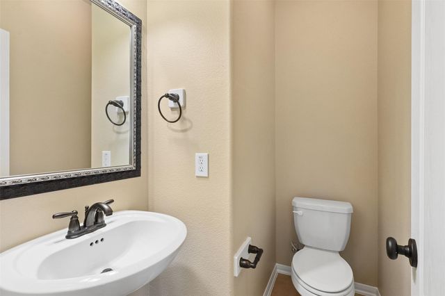 9726 Bonham Lakes Lane, Humble, TX 77396