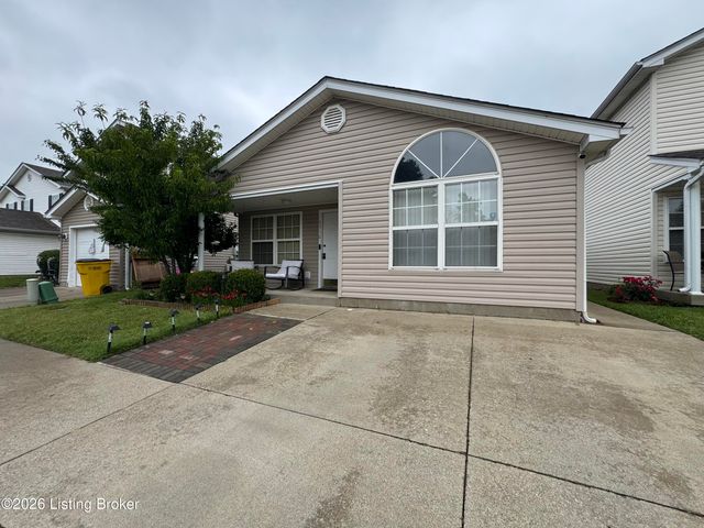 6516 Cottagemeadow Dr, Louisville, KY 40218