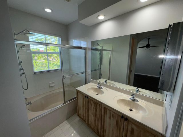162 Lake Monterey Circle, Boynton Beach, FL 33426