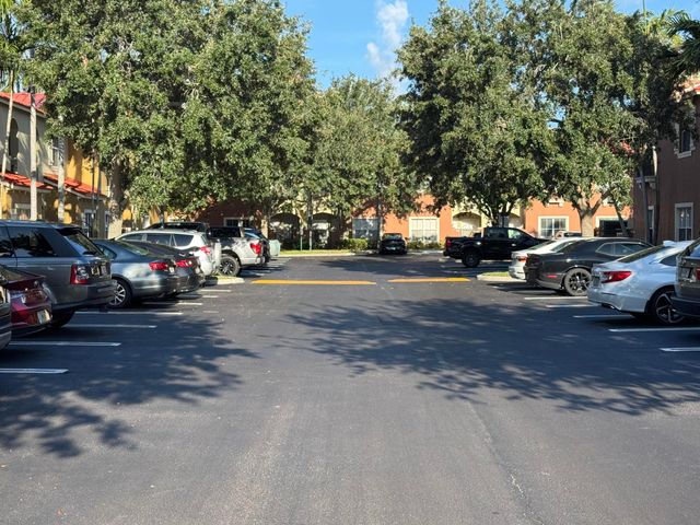 162 Lake Monterey Circle, Boynton Beach, FL 33426