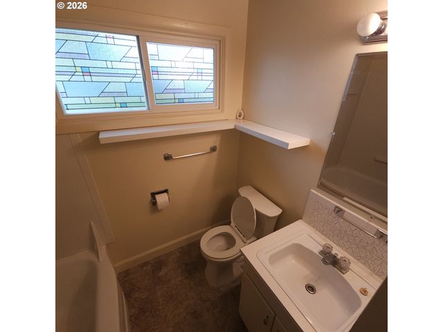 3193 W 14TH Ave, Eugene, OR 97402