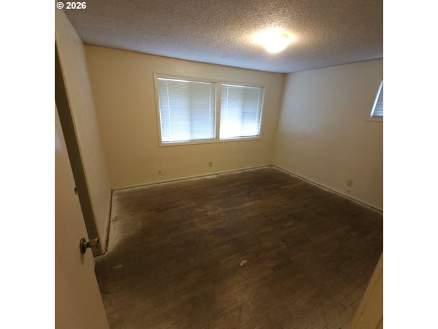 3193 W 14TH Ave, Eugene, OR 97402