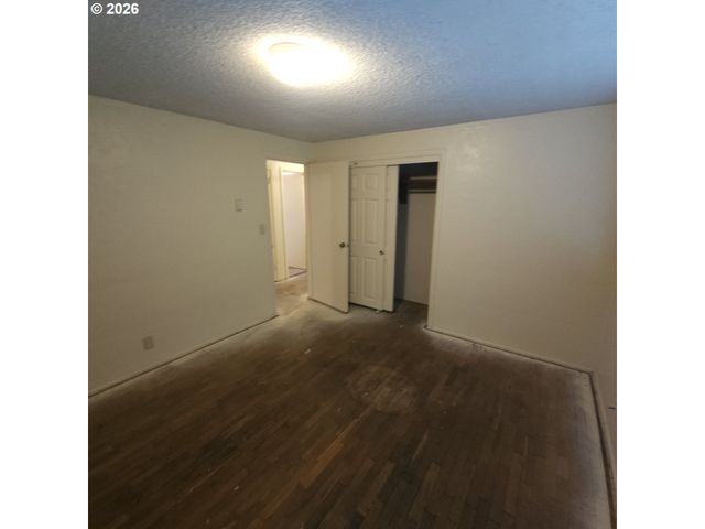 3193 W 14TH Ave, Eugene, OR 97402