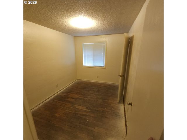 3193 W 14TH Ave, Eugene, OR 97402