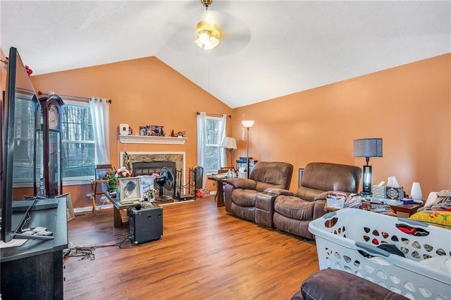 125 Maple Place, Fayetteville, GA 30215