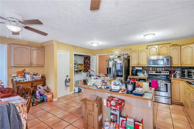 125 Maple Place, Fayetteville, GA 30215