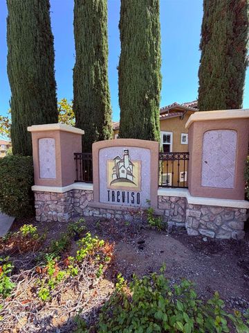 150 Via Montisi, Santee, CA 92071