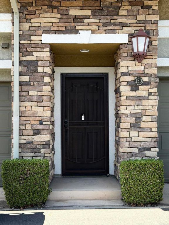 150 Via Montisi, Santee, CA 92071