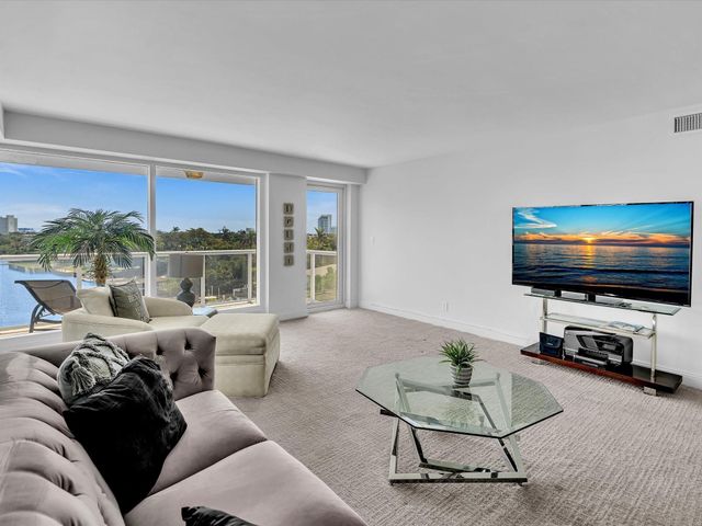 3000 Holiday Drive 603, Fort Lauderdale, FL 33316