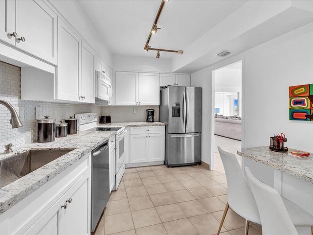 3000 Holiday Drive 603, Fort Lauderdale, FL 33316