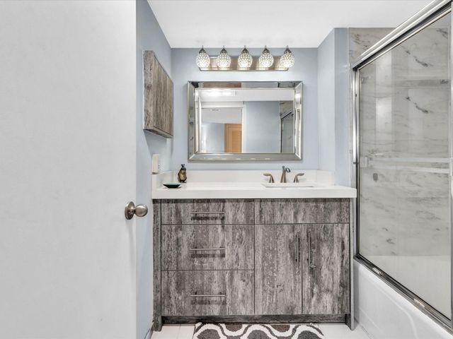 3000 Holiday Drive 603, Fort Lauderdale, FL 33316