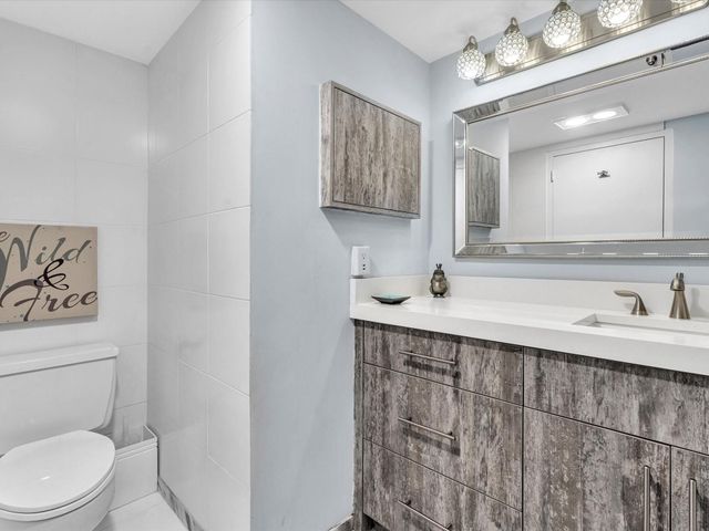 3000 Holiday Drive 603, Fort Lauderdale, FL 33316