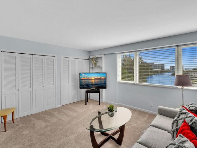 3000 Holiday Drive 603, Fort Lauderdale, FL 33316